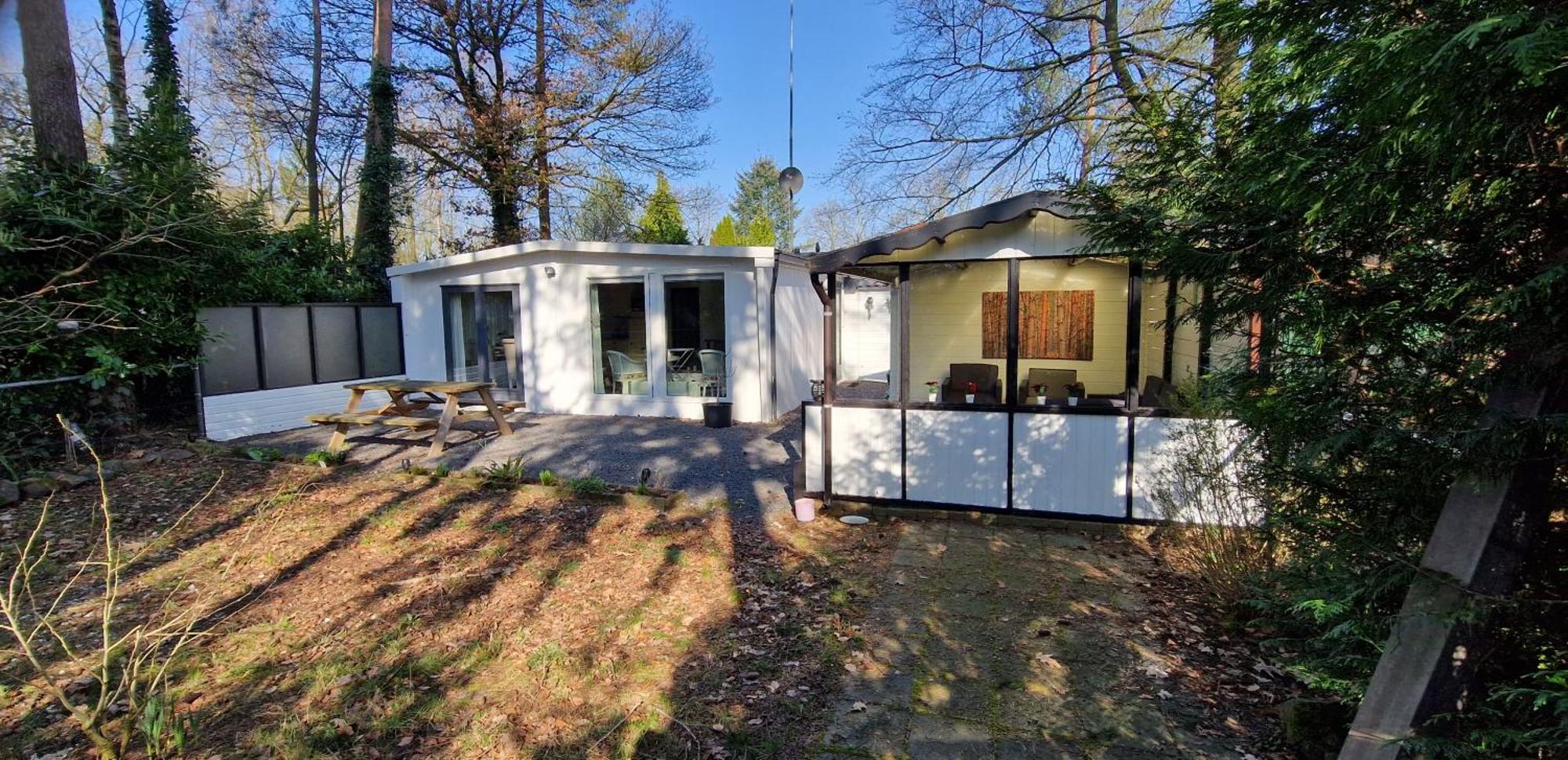 "Dennenhuisje" Op Bospark Ijsselheide Hattemerbroek エクステリア 写真